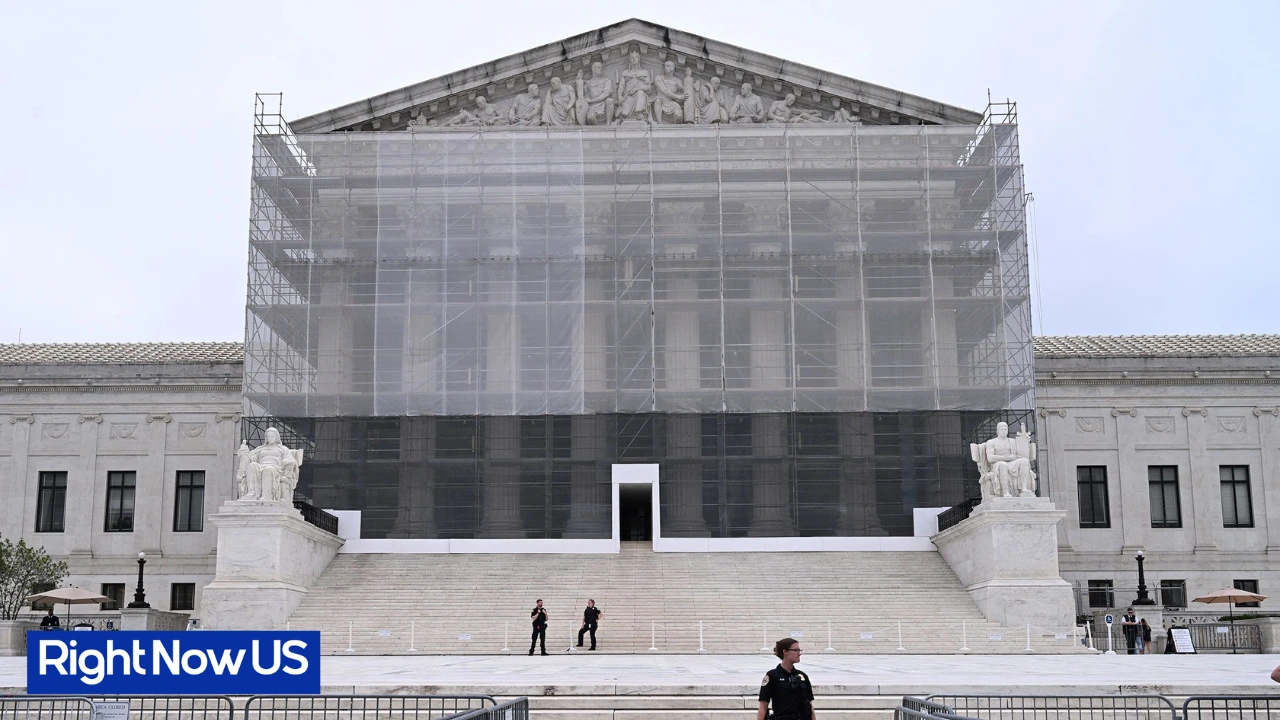 Trump Asks Supreme Court to End Deportation Protection for 300,000 Venezuelans