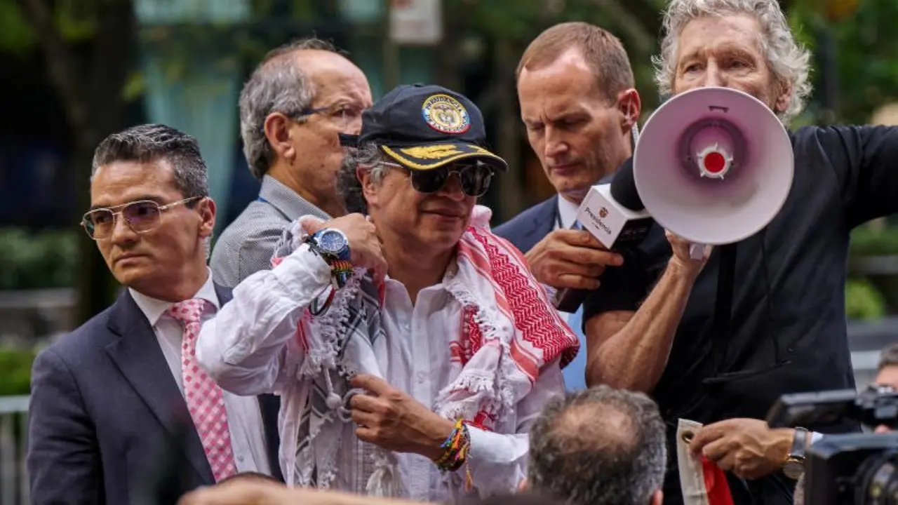 U.S. to Revoke Colombian President’s